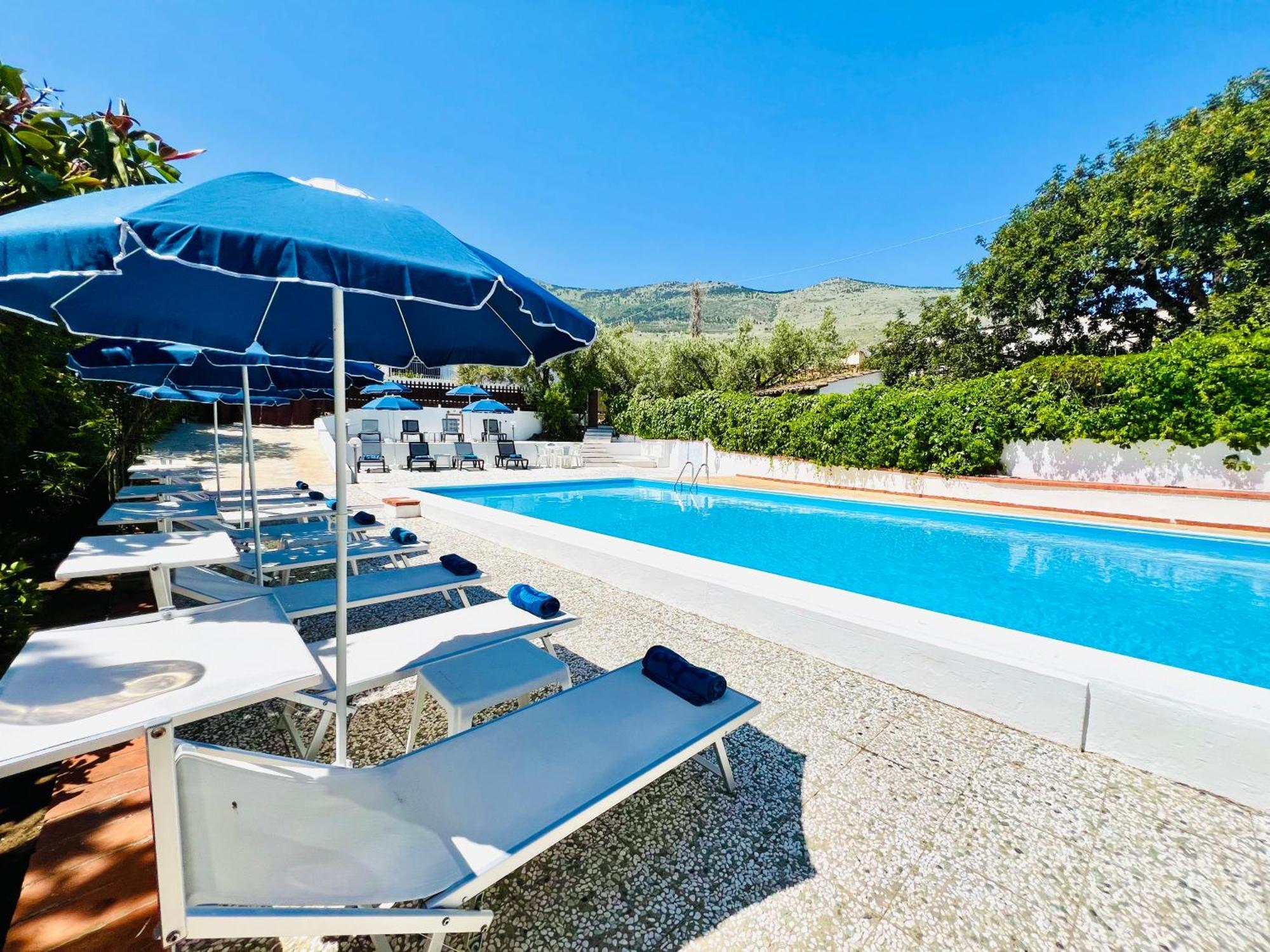 Villa Giada Carini Buitenkant foto